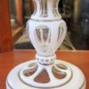 Patera z mlecznego szkła w stylu Biedermeier, k. XIX w. - obrazek 5
