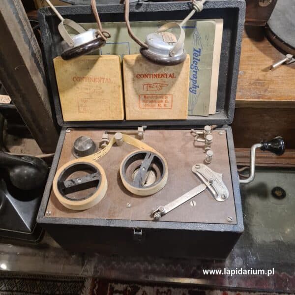Telegraf reporterski - Telegraphy z XIX w. USA - obrazek 2