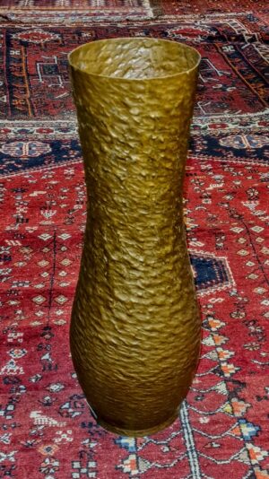 HAYNO FOCKEN. Duży miedziany wazon, repusowany XXw. Niemcy