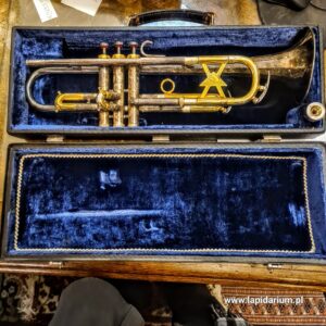 Trąbka znanej niemieckiej prywatnej wytwórni Sinfonia ok 1960 , NRD