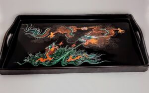 Taca ze smokami - Chińska laka z Ip. XX w