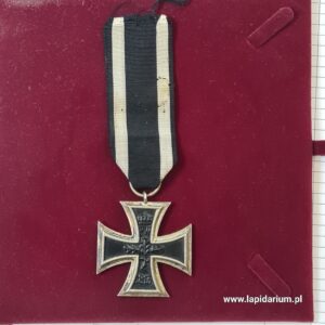 Oryginalny Krzyż Żelazny II klasy z I wojny światowej na oryginalnej wstążce czarno-biało-czerwonej