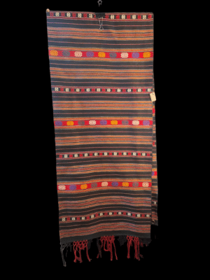 Ręcznie tkana ozdobna tkanina z Turkmenii z początku XX wieku, długość z frędzlami ok. 235 cm