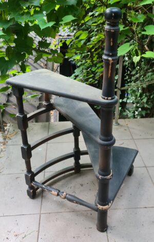 Drewniane szodki pokojowe (balia) malowane na czarno, antyk wiejski z polskiego folkloru