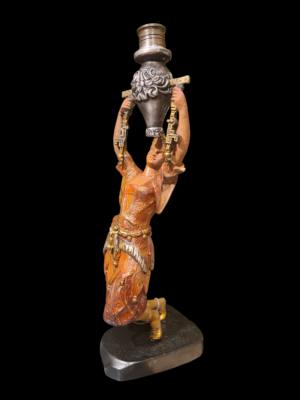 Figurka orientalna z lampą  - Anglia XIX wiek, cynkal malowany.