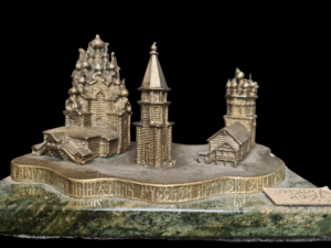XX-wieczna miniatura zespołu cerkiewnego Pogost Kiży, pamiątka architektury rosyjskiej