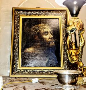 XIX-wieczny polski obraz olejny na płótnie przedstawiający umęczonego Jezusa Chrystusa