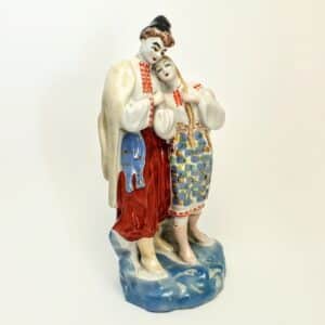 Porcelanowa figurka Noc majowa – ukraińska para ludowa, ręcznie malowana, złocenia, projekt Oksany Żnikrup, Polonne