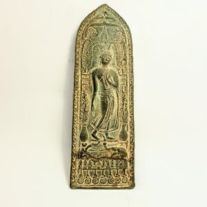 Tajska buddyjska tablica wotywna w stylu Sukhothai z okresu Ayutthaya – widok frontalny