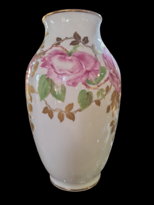 Antyczny wazon ręcznie zdobiony różami, manufaktura niemiecka, wysokość 32 cm